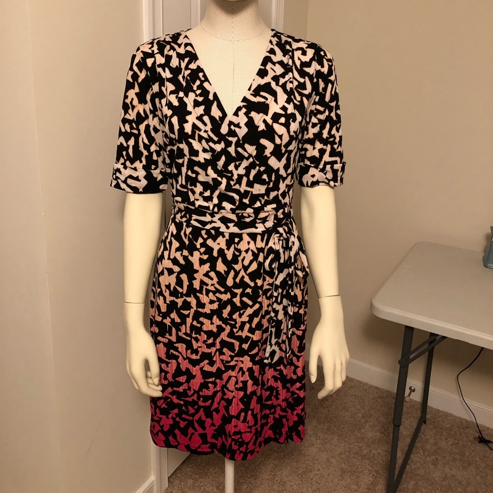 Medium faux wrapped Apt.9 dress with pink ombré